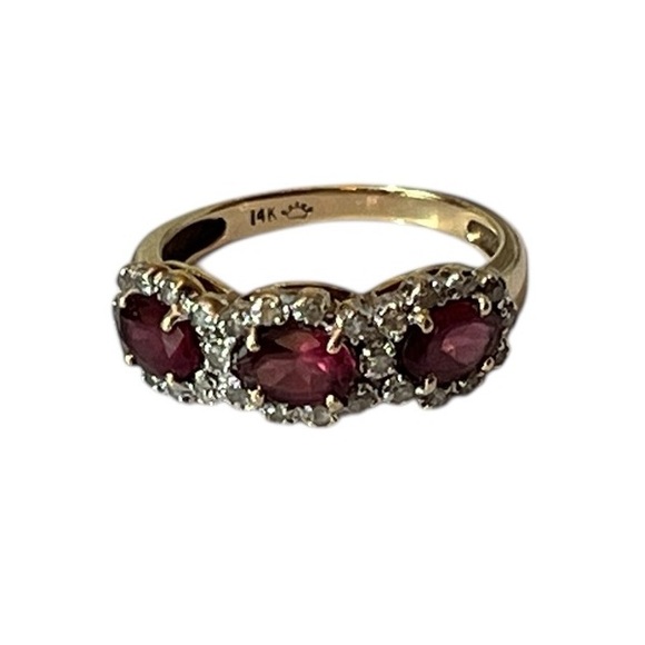 Jewelry - Vintage/Estate Ruby and Diamond 14k Yellow Gold Ring, circa 1960+, size 7